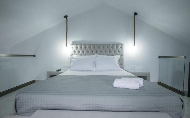 Anemos Luxury Apartments