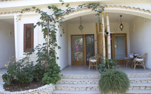 Oasi Beach Hotel