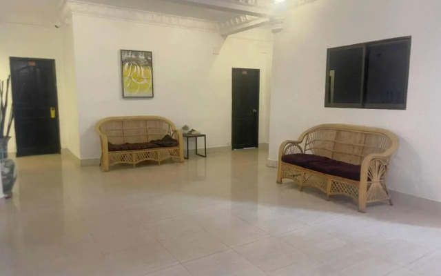 Best Central Point Hotel