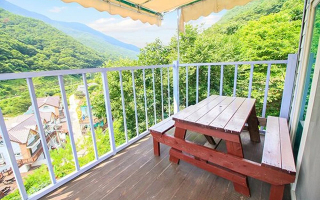 Yangsan Bene Maru Pension