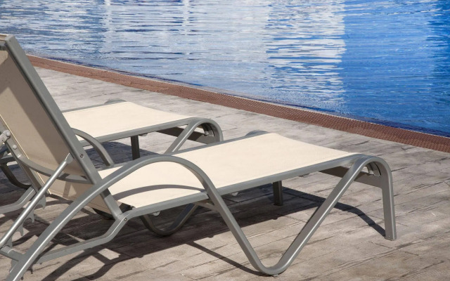 Sentido Fido Tucan - Adults Only