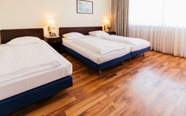Hotel Excelsior - Central Station