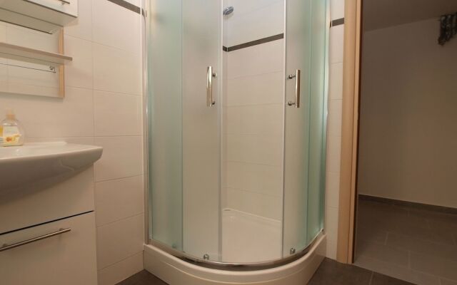 Apartments Dragica 927