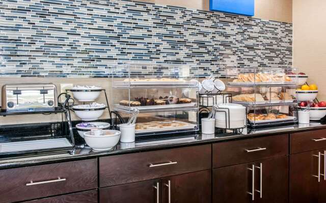 Comfort Inn Blue Ash North