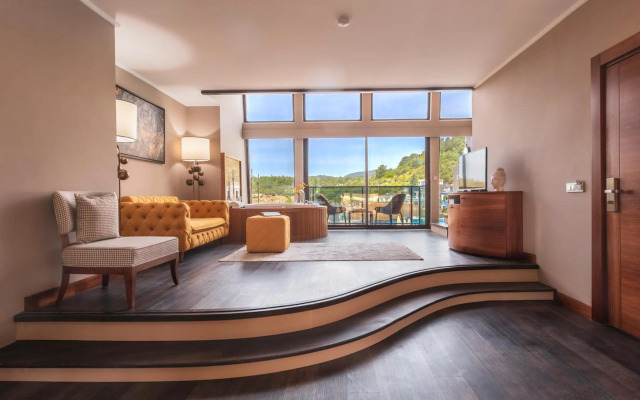 Orka Cove Hotel Penthouse & Suites - Adults Only