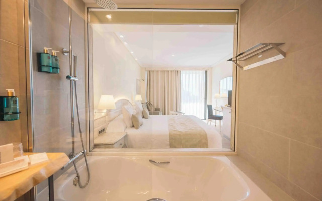 Hotel Port Salins by Pierre & Vacances