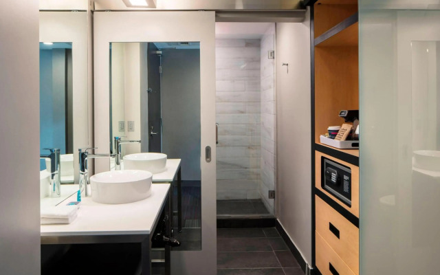 Aloft Coral Gables