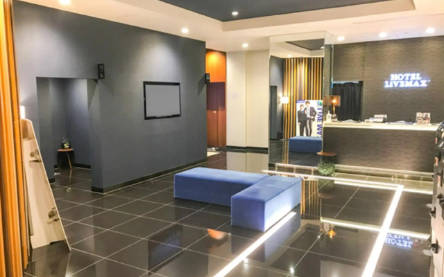 Hotel Livemax Osaka Yodoyabashi