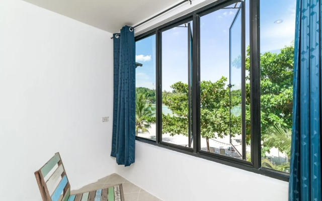 2 Bedroom Beach Front Apartment A2 Lamai