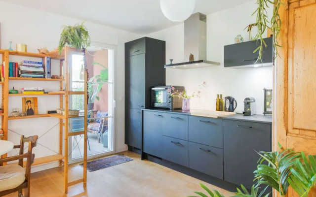 Apartment in Provence With Pool & Golf