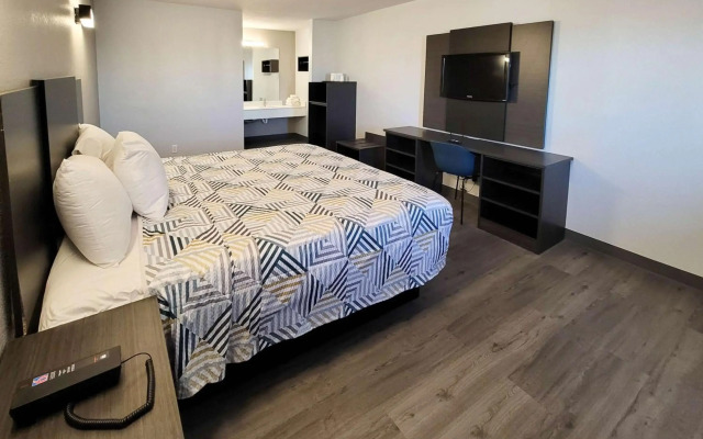 Motel 6 Wichita, KS – South I-35