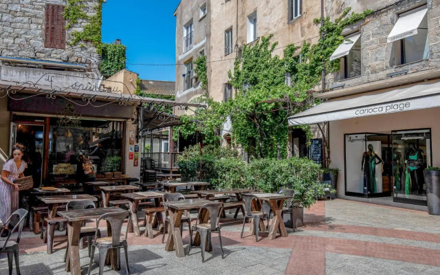 Holiday Home Les Hauts de Pavellone - PVC300