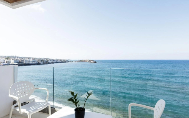 Kahlua Sea View Suites