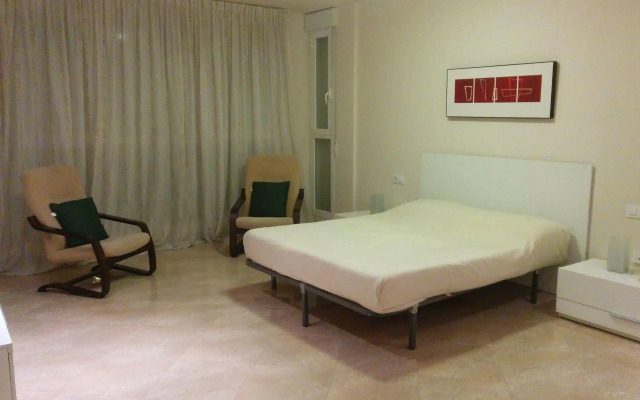 Realrent Jardines de Viveros