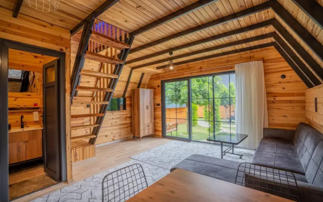 Karaoz Safir Bungalov