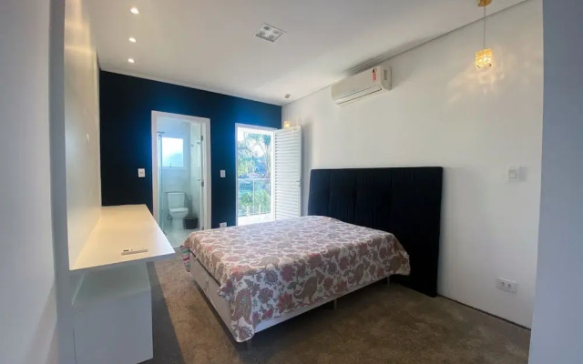 Mansão na Granja Viana