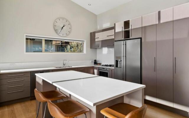 Tauriko Retreat - Tauranga Holiday Home
