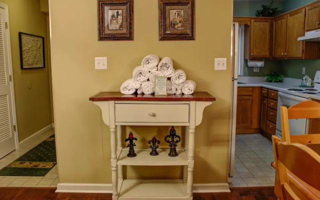 Whispering Pines 352hc