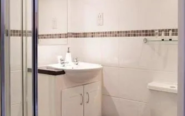 Woodstock Road Apartments (Peymans)