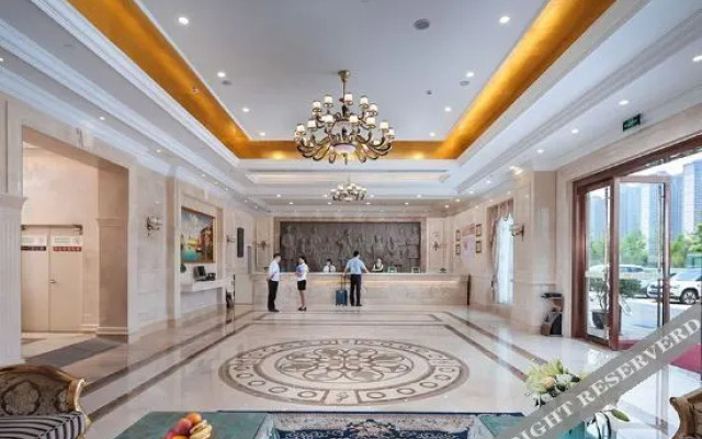 Vienna Hotel (Dongtai Chengdong New District)