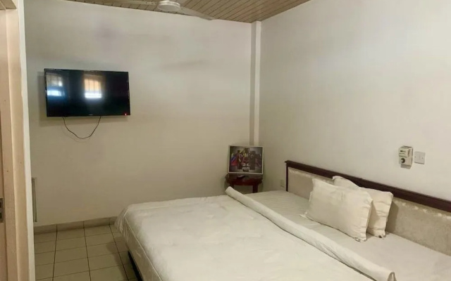 Mikaddo City Inn