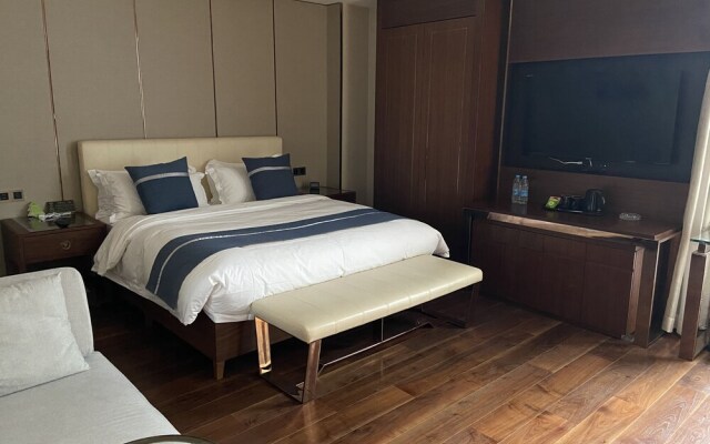 Changshu Skyline Cloud Hotel