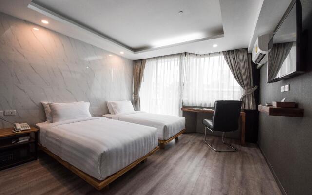 Bangkok City Link Hotel (SHA Extra Plus)