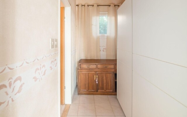 Amazing Apartment in Ravni With Wifi and 1 Bedrooms