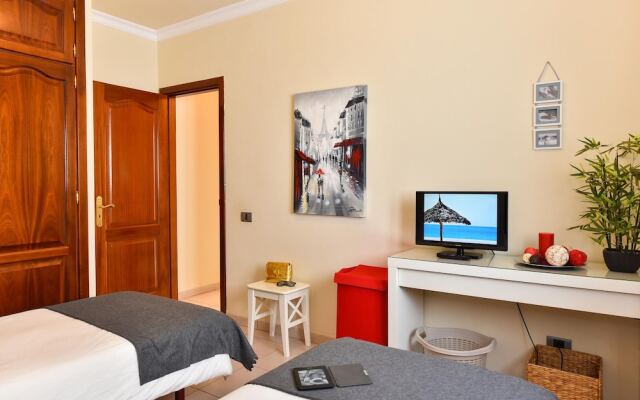 Penthouse in Mogan IV With Terrace