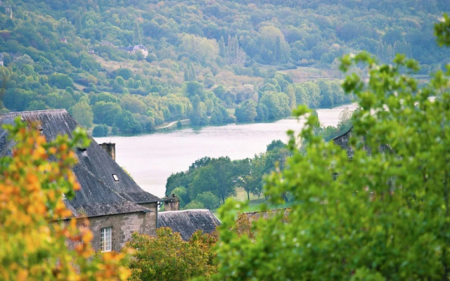 Cozy Holiday Home in Hilly Landscape Near Brive
