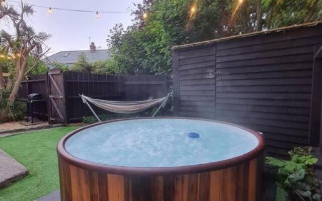 The Annexe at Tenniside • Private Garden • Hot Tub
