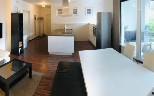 25h GARDEN Apartment LUXURY PLUS private Beach