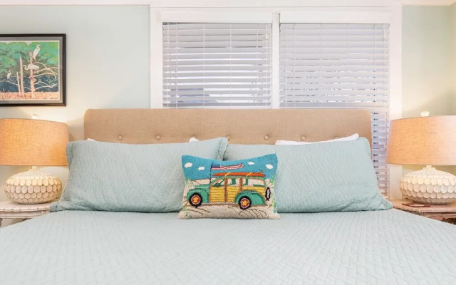 Mellow Yellow by Tybee Vacation Rentals