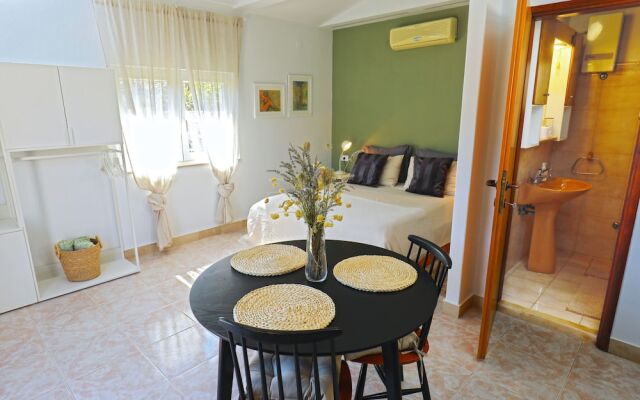 Small Stone House in a Quiet Place Island Solta