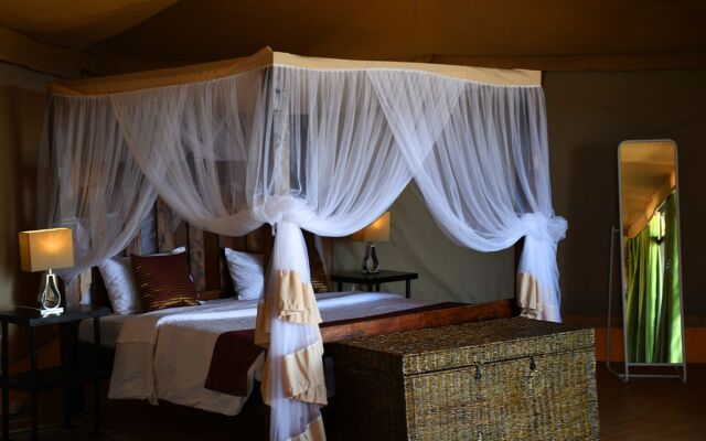 Serengeti Safari Lodge