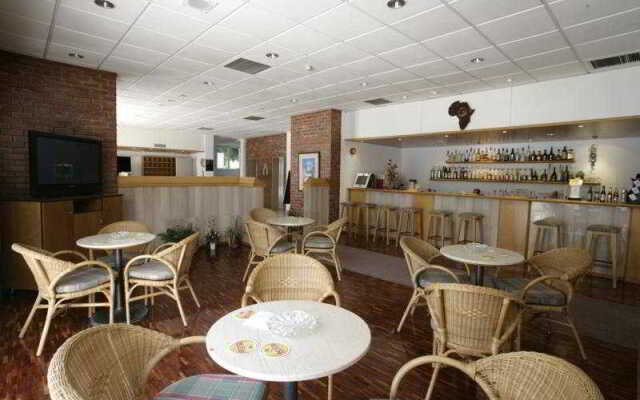 Blue Crane Hotel Apartments