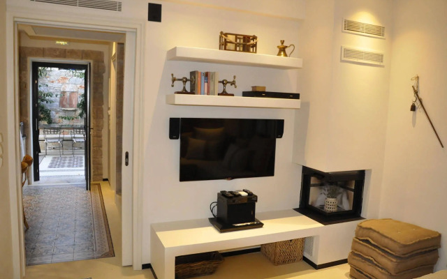 Polismata - Private Residences