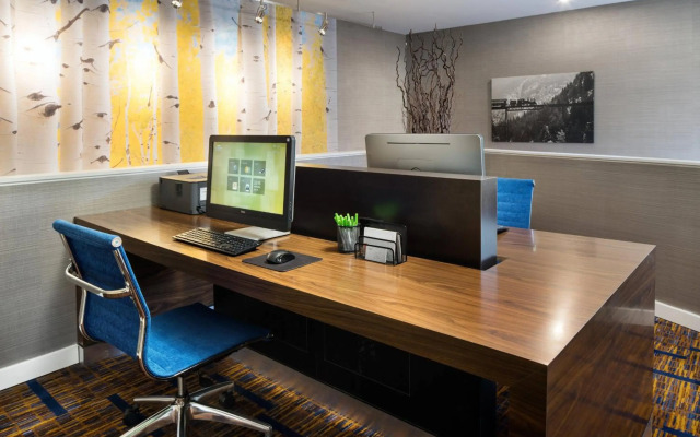 Courtyard by Marriott Denver Central Park