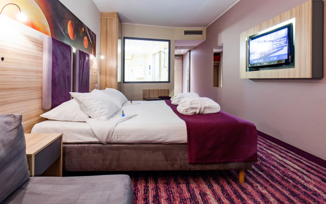 Galaxy Hotel