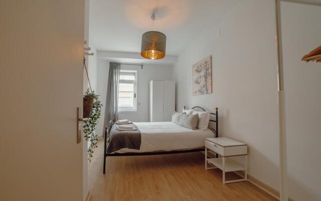 Alegria Flat IN City Center With Elevator