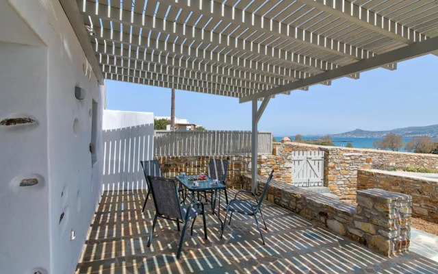 Sand & Waves House