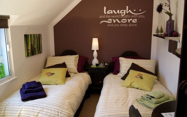 Little Gables Bed And Breakfast