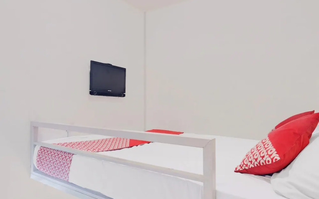 OYO 94502 Helloroom Bangka