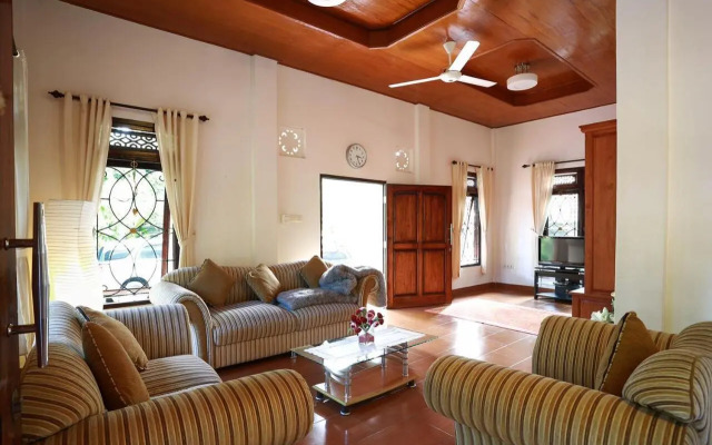 Villa Maryadi