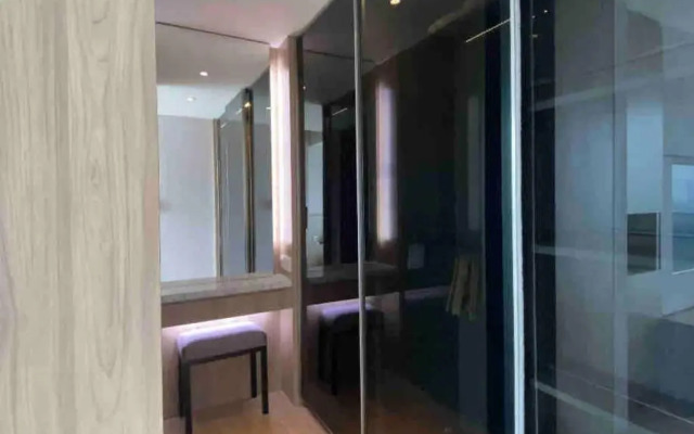 3BR apt Springhill Terrace, golf view