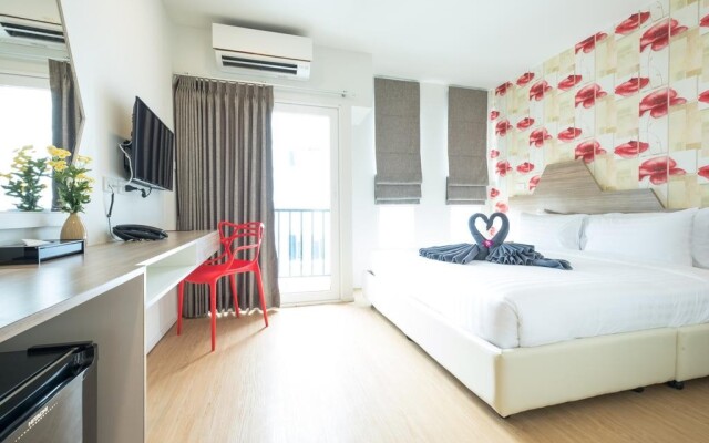 P Plus Hotel