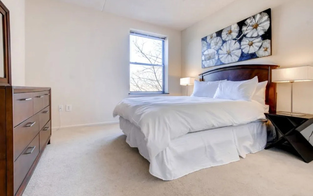 Global Luxury Suites at Monroe