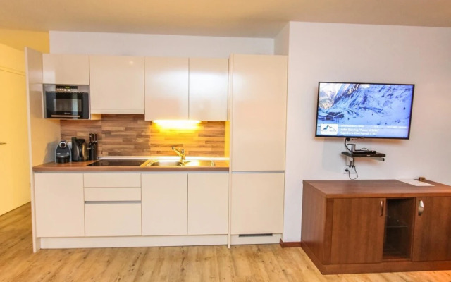 Emma Apartments