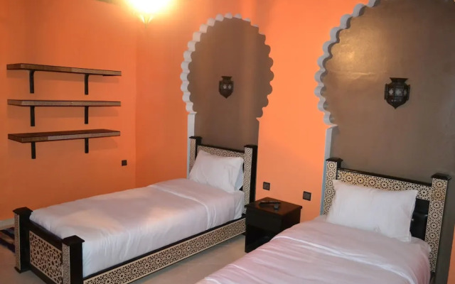 Inyan Dakhla Hotel