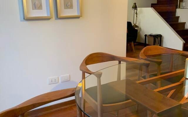 Lujoso y moderno dpto en el Malecón de Barranco